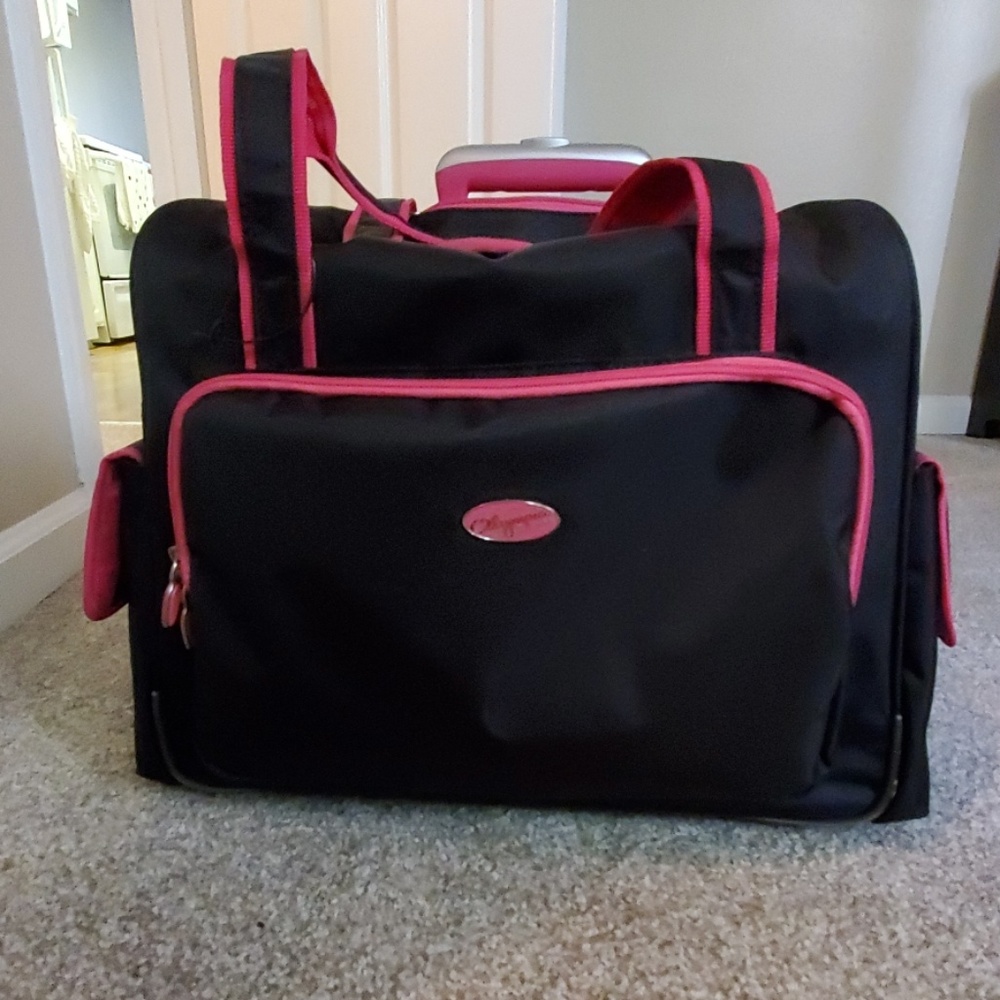 Olympia carry on rollerbag